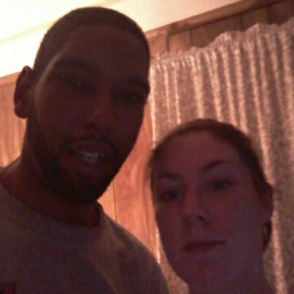 Meet your Posher, Courtney - Picture 1 of 1